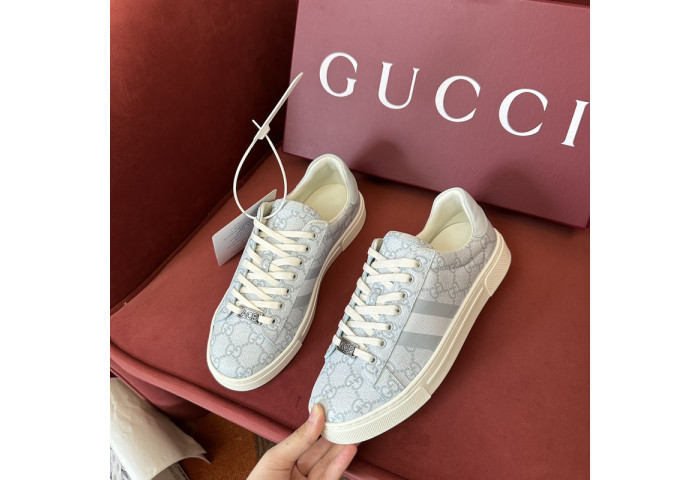 GI ACE EMBROIDERED LOW-TOP SNEAKER 90652