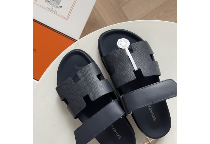HER Slides 2405224 (dark blue)