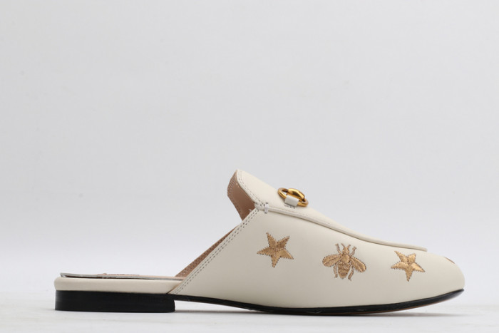 guc loafer