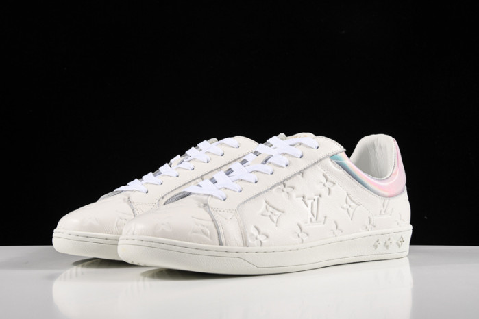 lovt sneaker