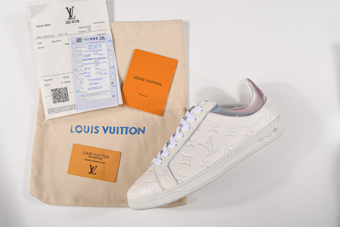lovt sneaker