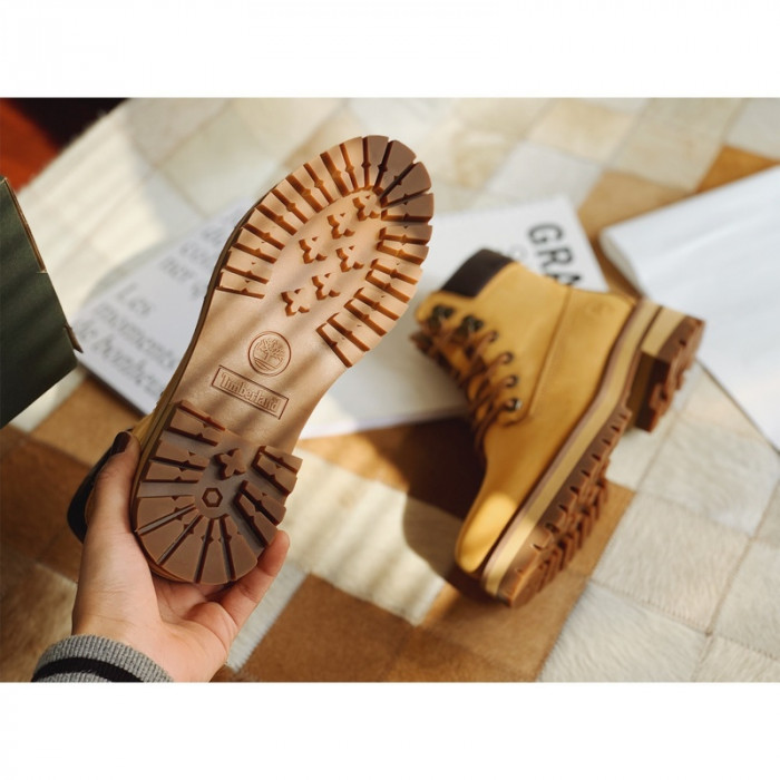 Timb**1*nd boots