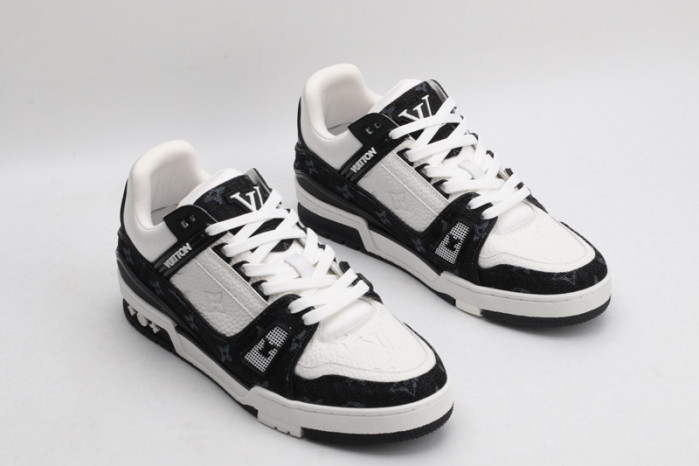 lovt sneaker