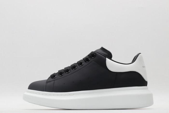 alex mcqu sneakers