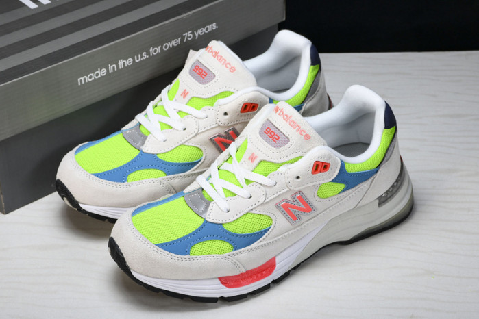new Ba1an*e 992 white neon cyan m992da