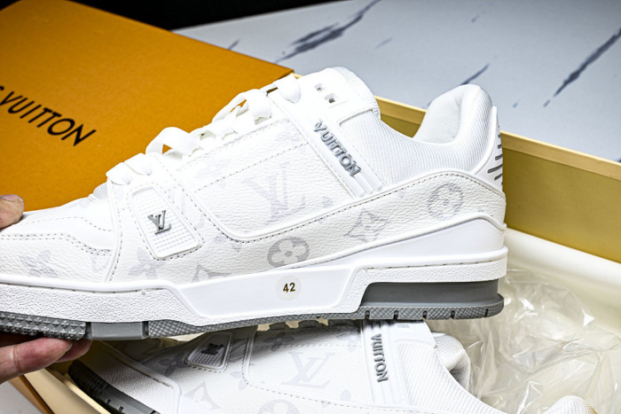 LOVT SNEAKER lv-502