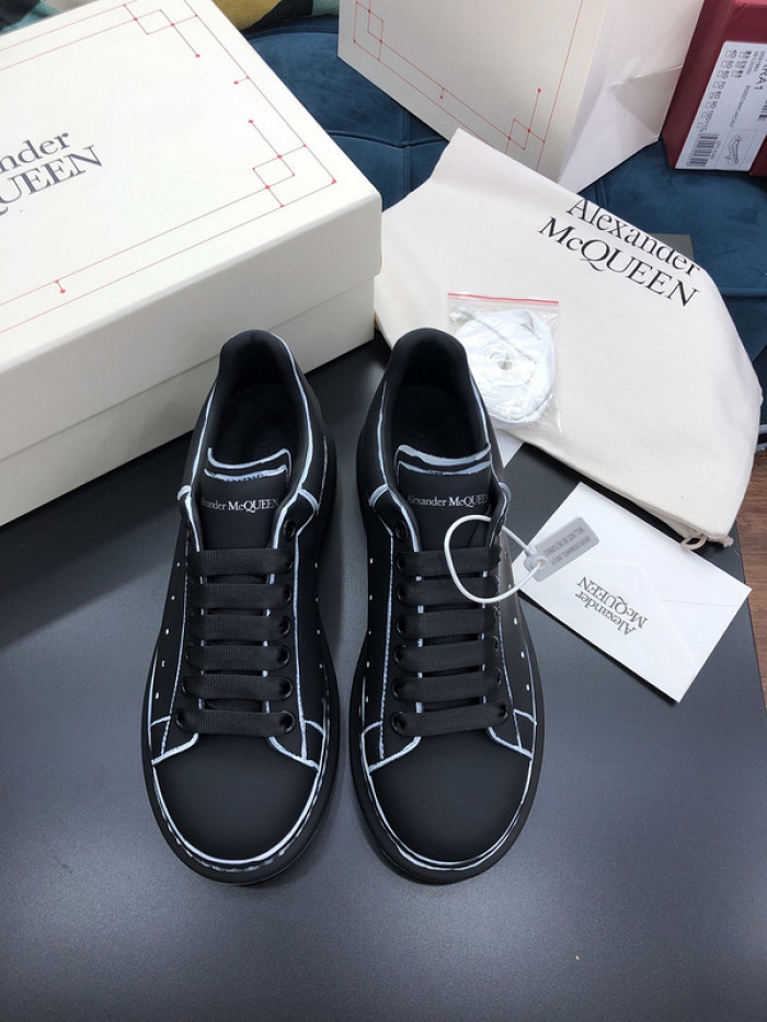 alex mcqu sneakers