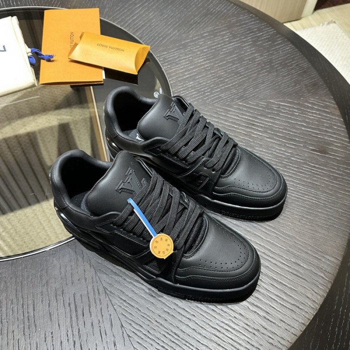 LOVT SNEAKER lv-253