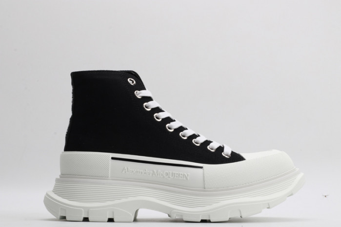 alex mcqu sneakers