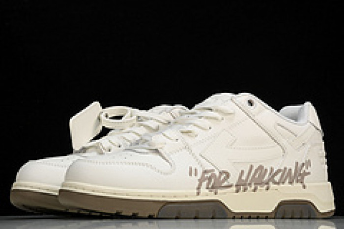 of sneakers 2308081