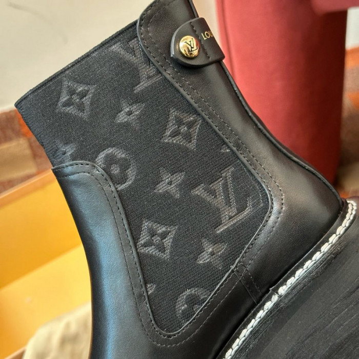 LOVT BOOTS L0-38