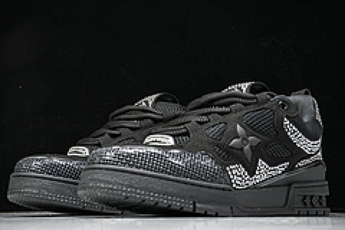 LOVT SNEAKER lv-256