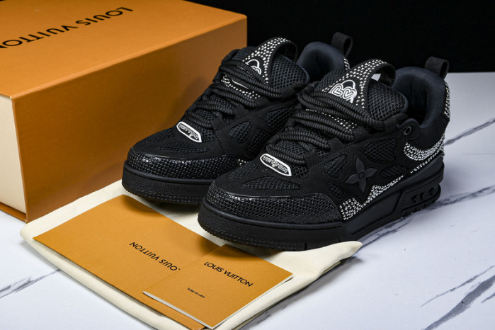 LOVT SNEAKER lv-256