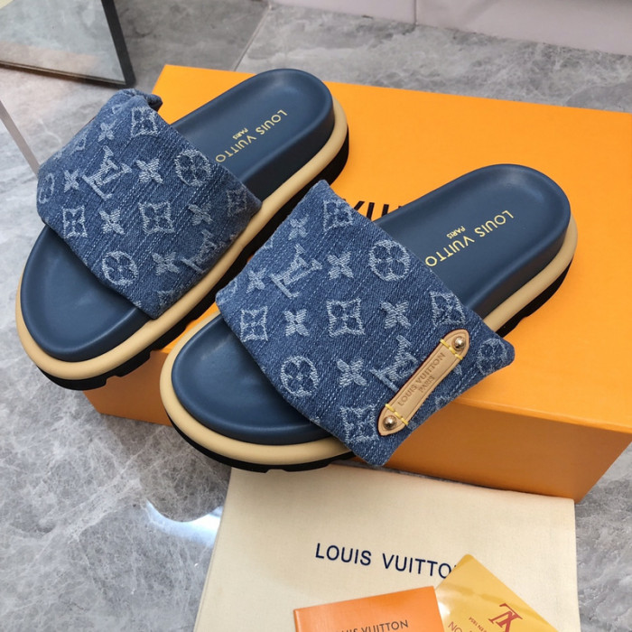 lovt sandal