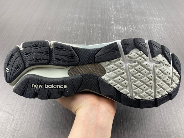 new Ba1an*e 990v3 m1vsa navy denim m990nb3