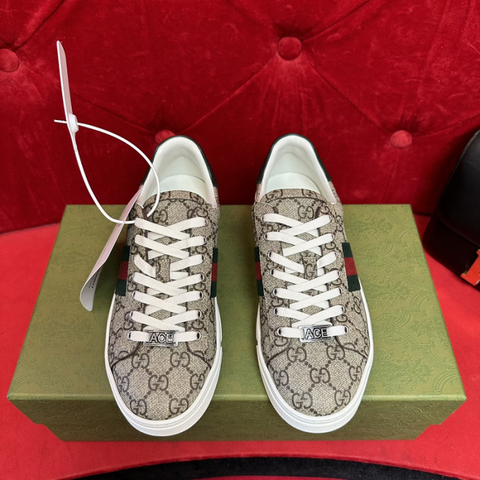 GI ACE EMBROIDERED LOW-TOP SNEAKER 90647