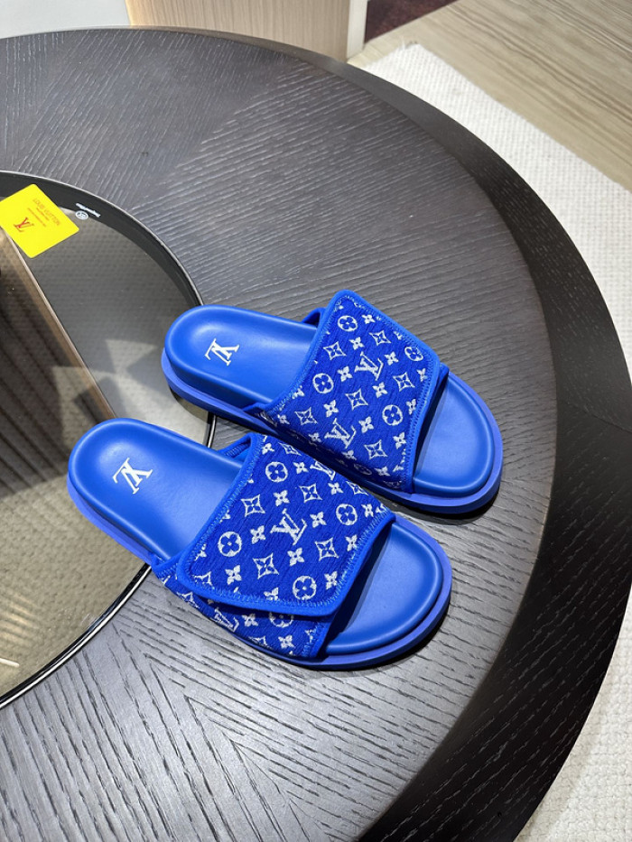lovt sandal