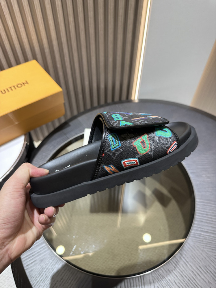 lovt sandal