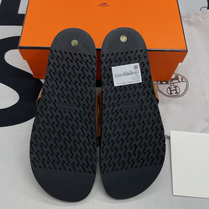 her slides 23060919