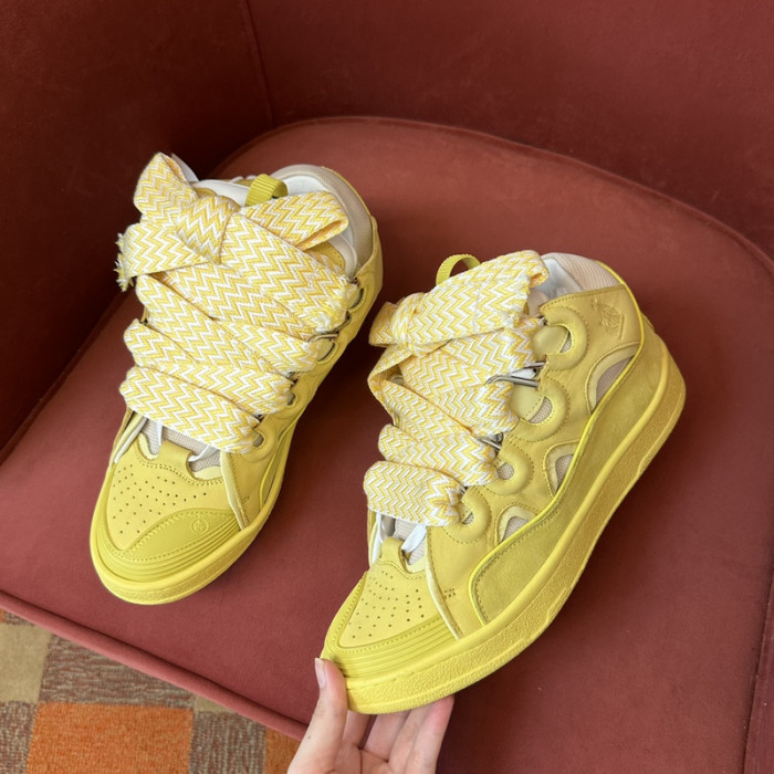 Lanu1n curb sneaker 111211