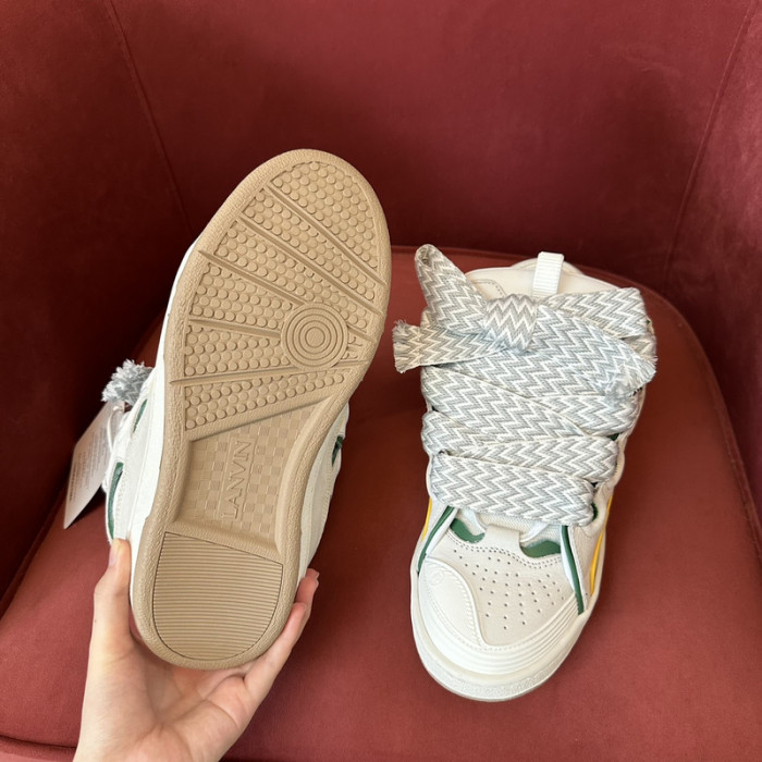 Lanu1n curb sneaker 111214