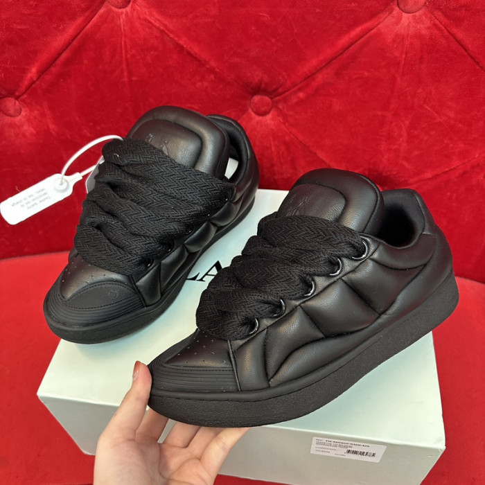 Lanu1n curb sneaker 111219