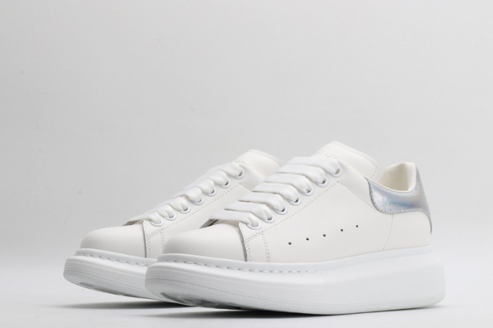alex mcqu sneakers