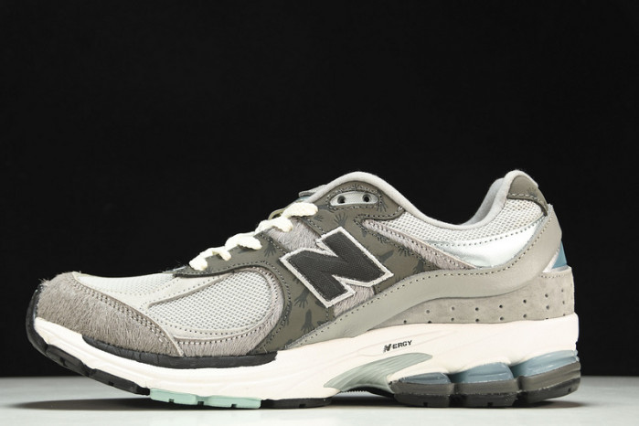 new Ba1an*e 2002r atmos grey rat m2002rat
